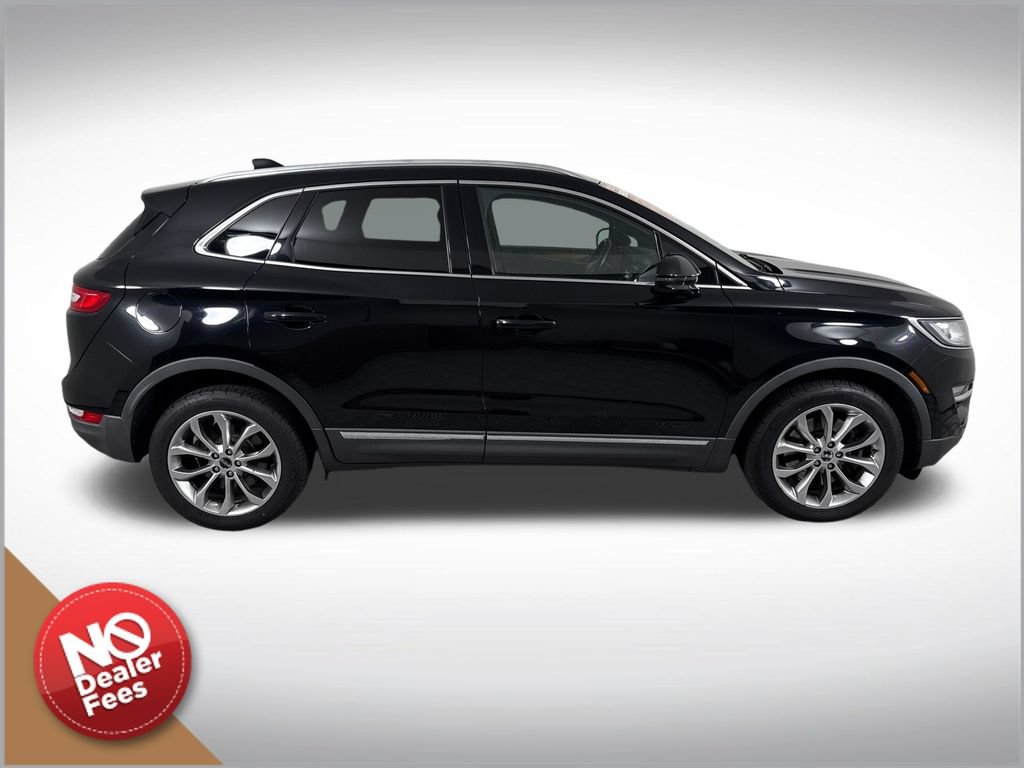 Used 2017 Lincoln MKC Select w/ Select Plus Package AWD/4WD image 2