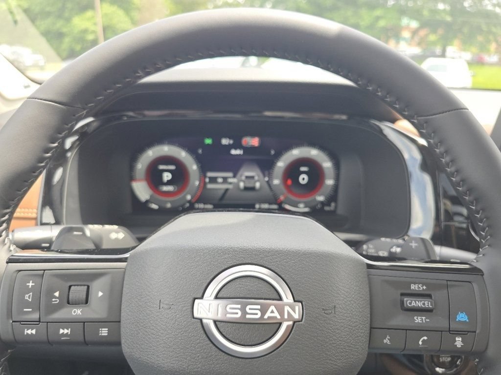 New 2026 Nissan Pathfinder Platinum AWD/4WD image 17