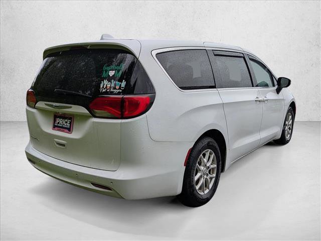 Used 2018 Chrysler Pacifica LX FWD image 5