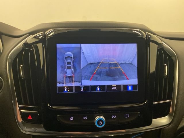 Used 2023 Chevrolet Traverse RS AWD/4WD image 13