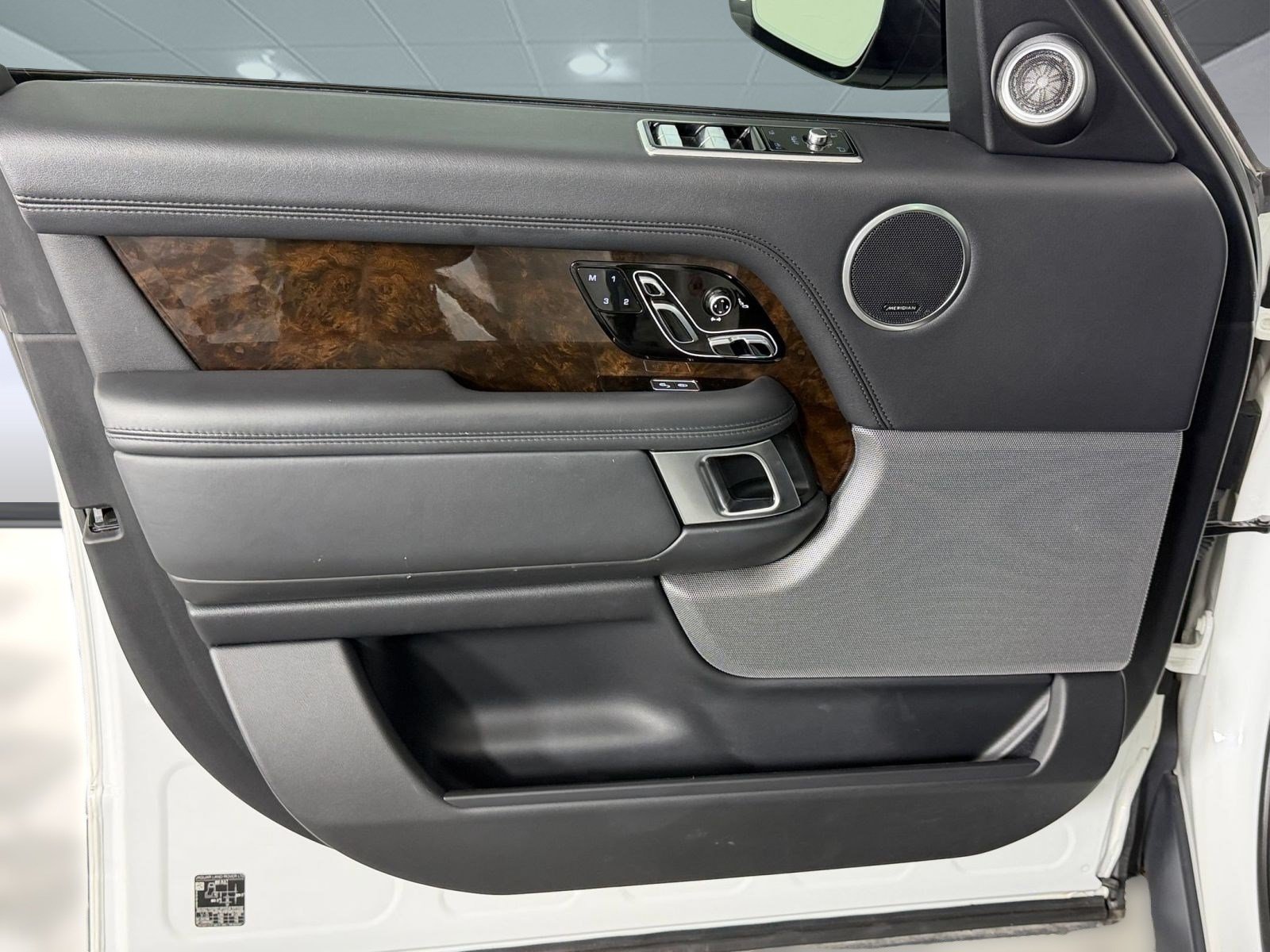 Used 2020 Land Rover Range Rover HSE AWD/4WD image 26