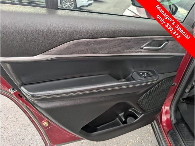 Used 2023 Jeep Grand Cherokee L Limited image 10