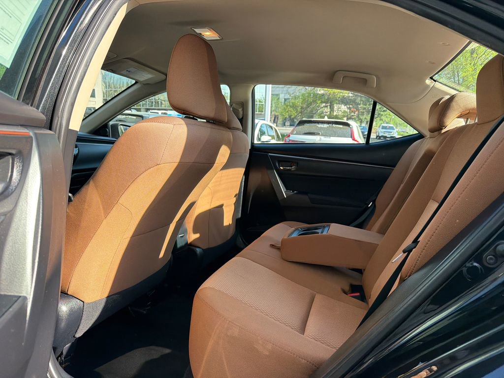 Used 2015 Toyota Corolla LE FWD image 15