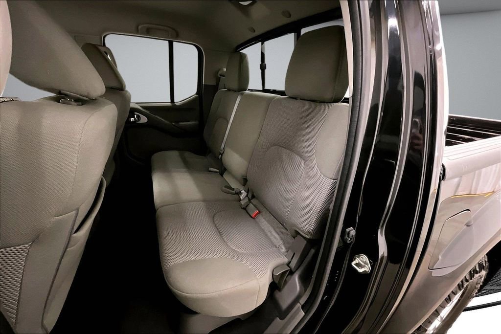 Used 2019 Nissan Frontier SV AWD/4WD image 23