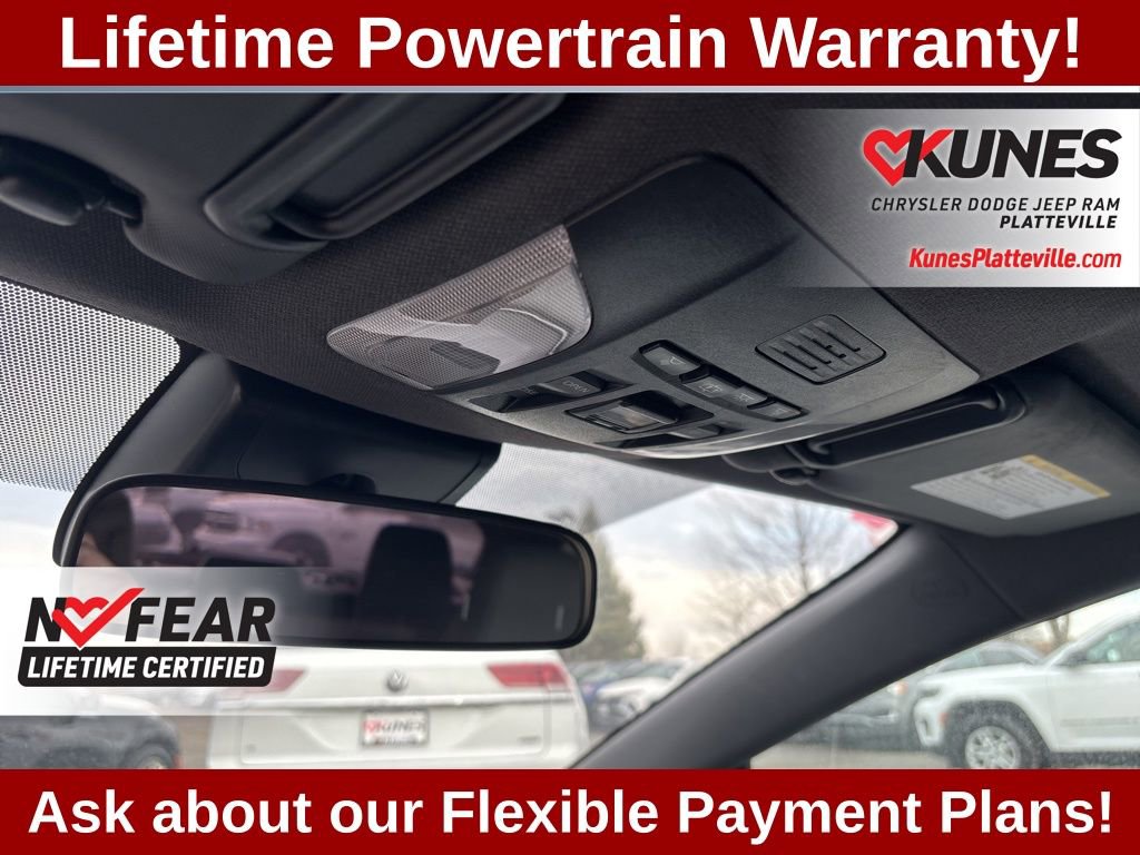 Used 2022 Toyota Corolla SE image 19