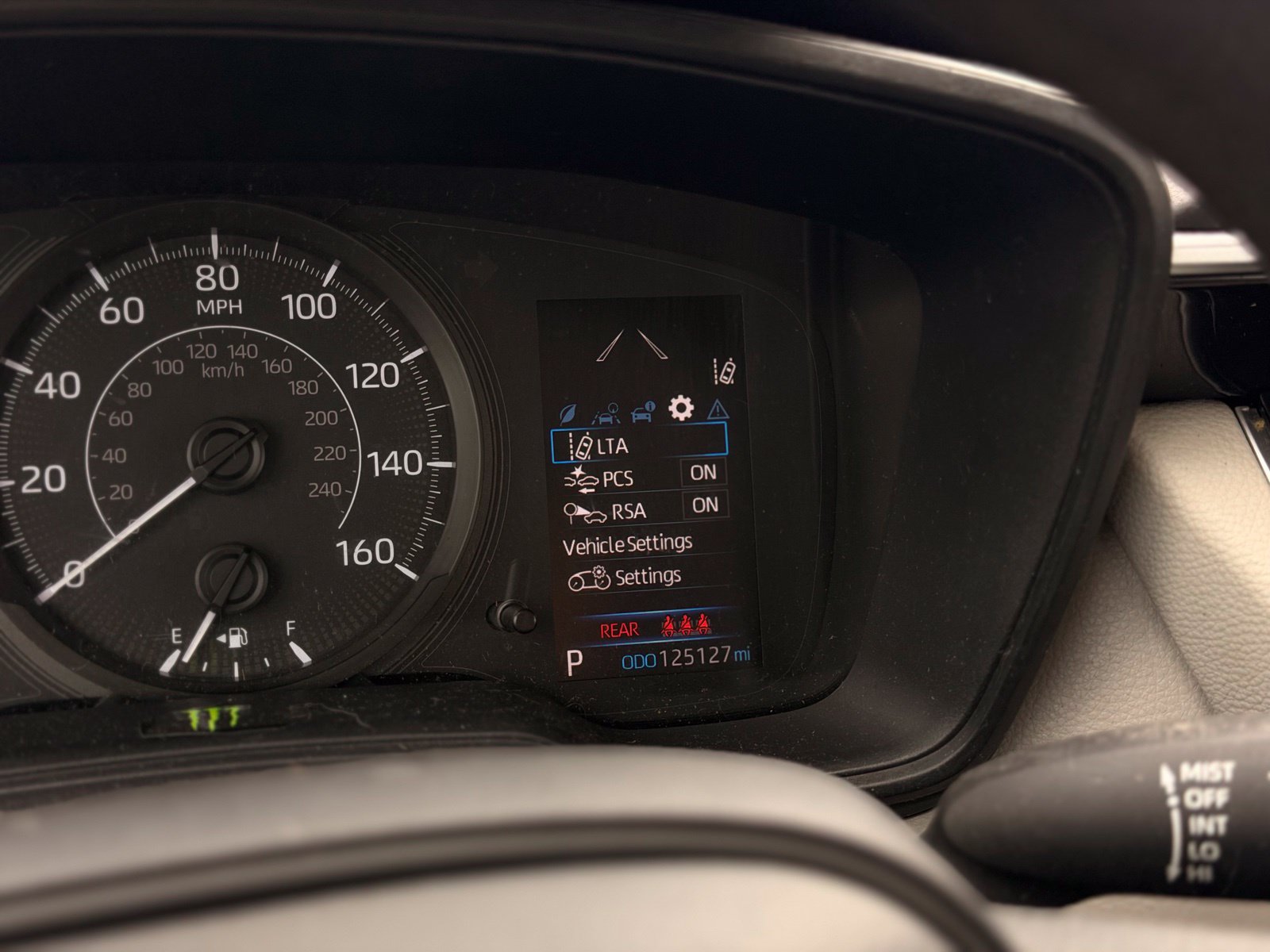 Used 2020 Toyota Corolla L FWD image 32