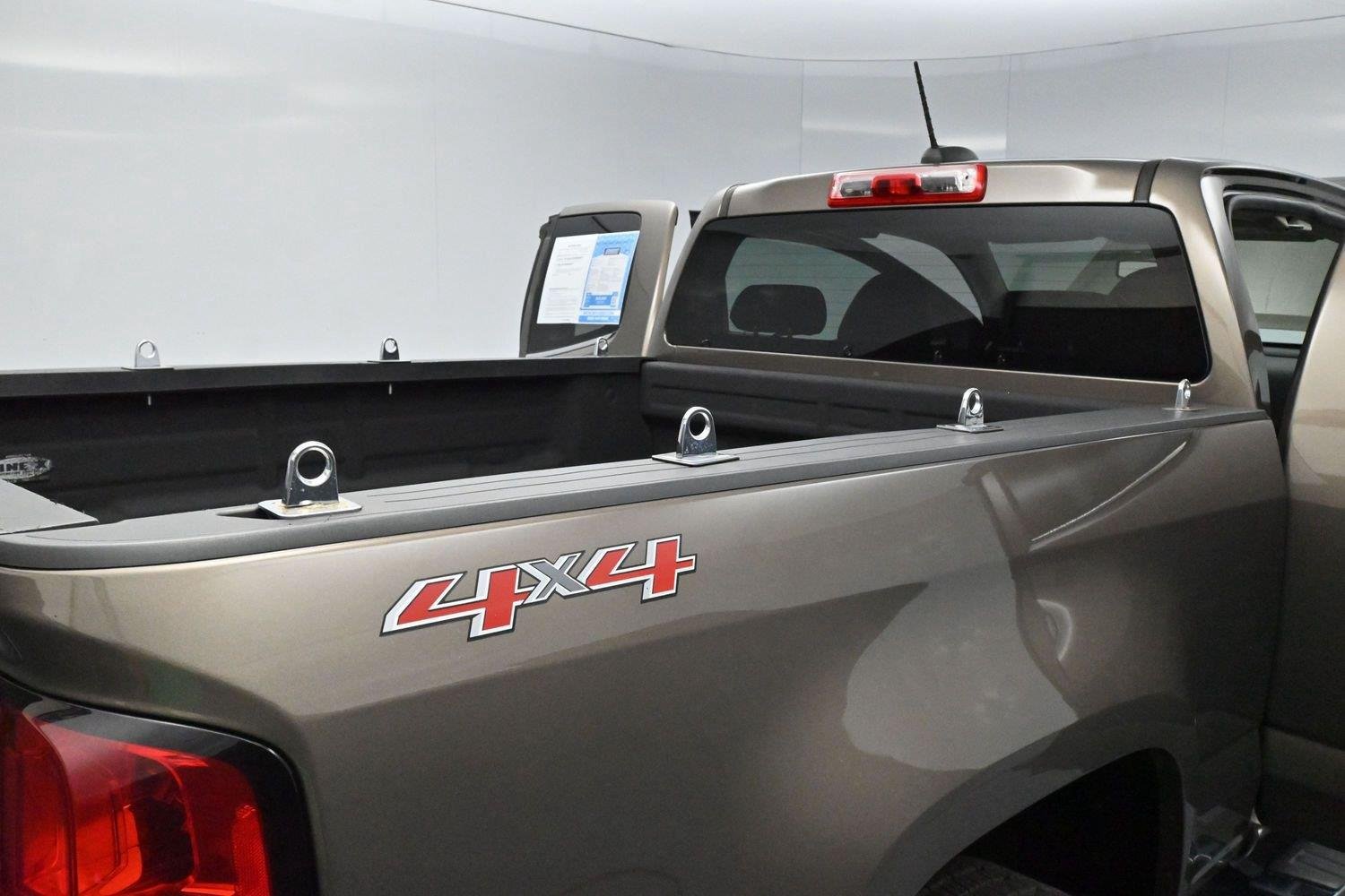 Used 2015 Chevrolet Colorado LT w/ LT Convenience Package AWD/4WD image 10