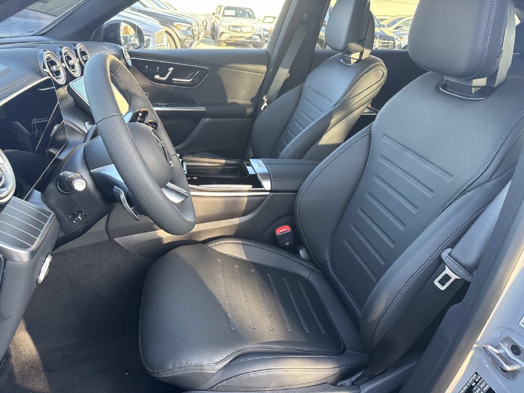 Used 2026 Mercedes-Benz GLC 300 image 9