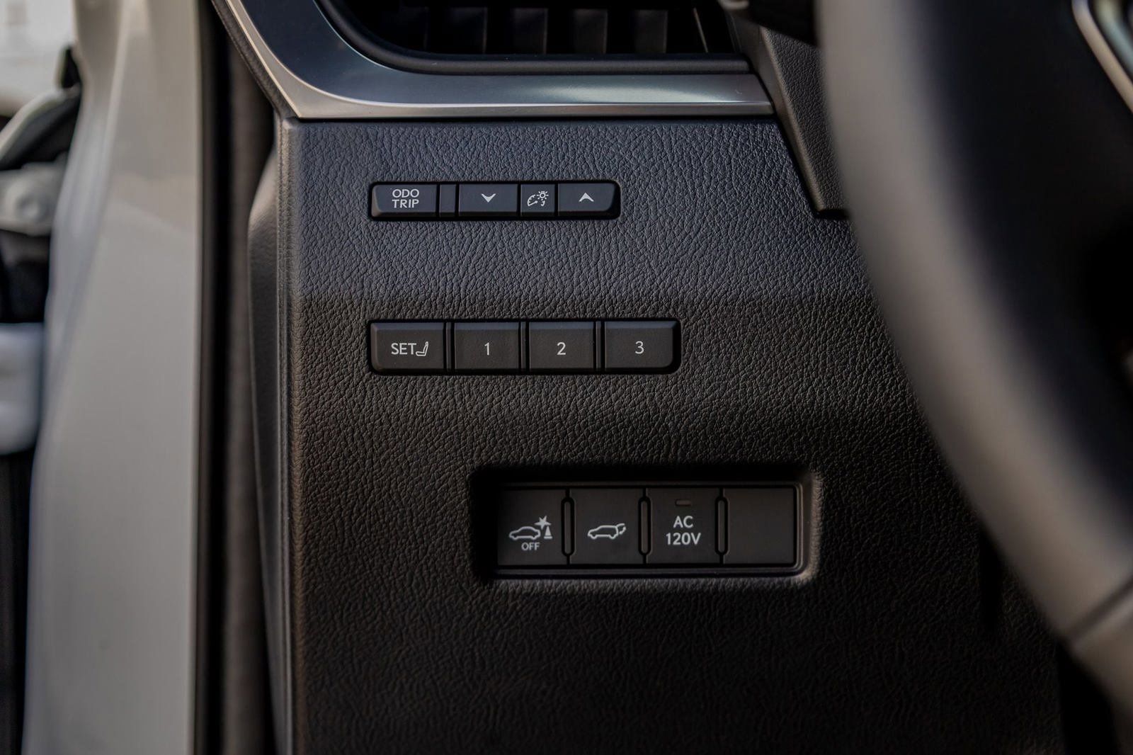 Used 2026 Lexus GX 550 w/ Cold Area Package AWD/4WD image 22