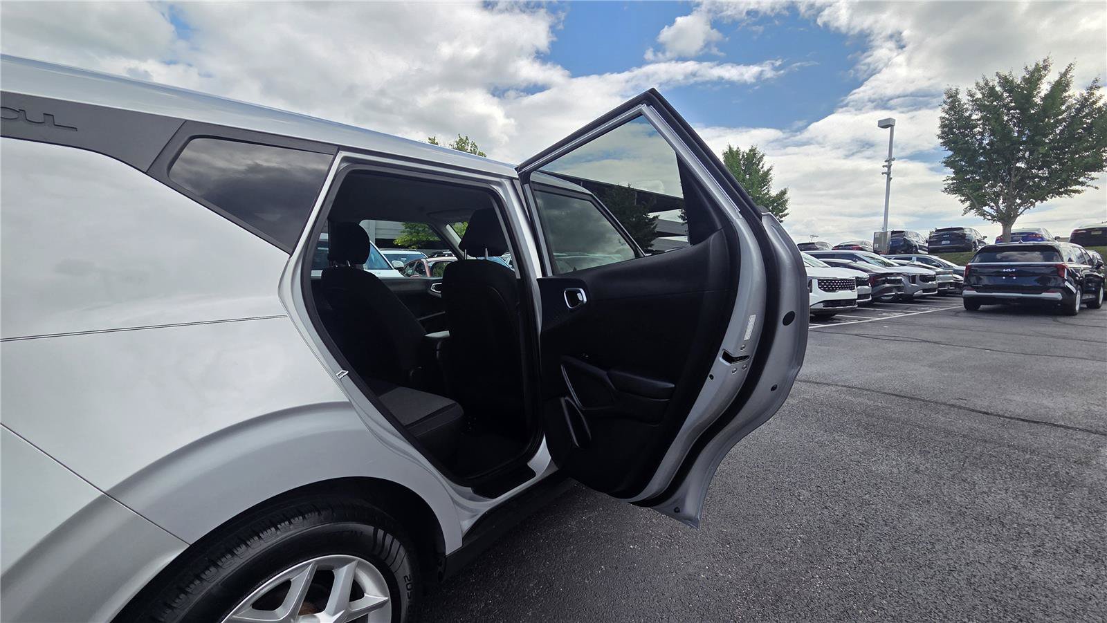 Used 2020 Kia Soul S FWD image 31