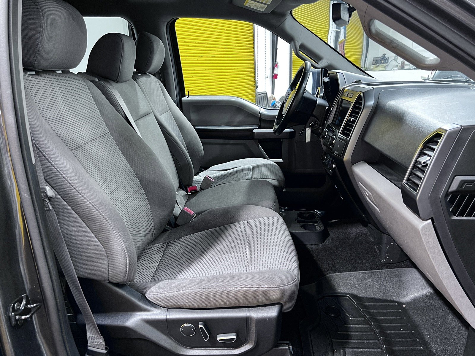 Used 2018 Ford F150 XLT w/ Equipment Group 302A Luxury image 17