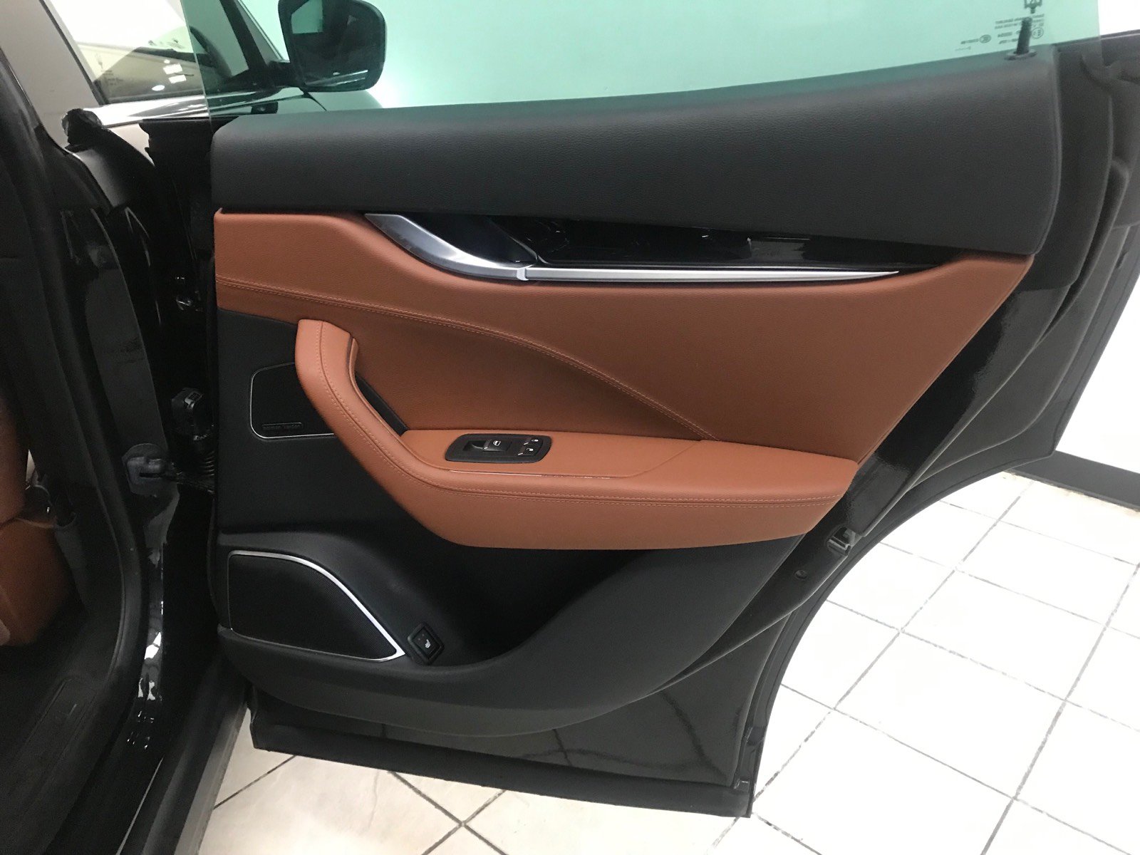 Used 2023 Maserati Levante GT AWD/4WD image 14