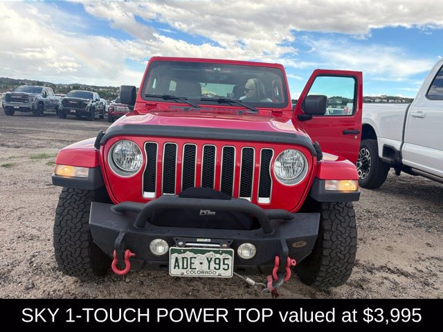 Used 2018 Jeep Wrangler Unlimited Sahara AWD/4WD image 3