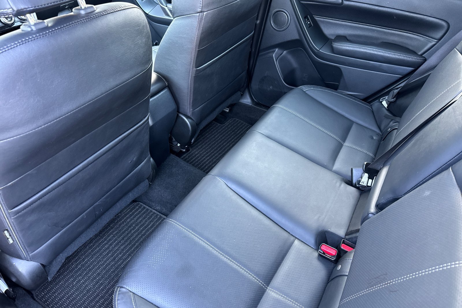 Used 2017 Subaru Forester 2.5i Touring AWD/4WD image 12