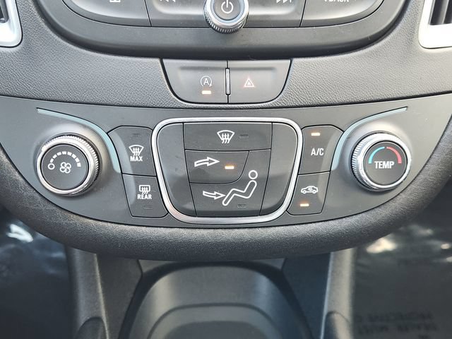 Used 2025 Chevrolet Malibu RS FWD image 22