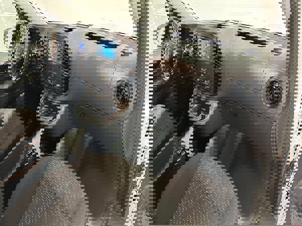 Used 2021 Mercedes-Benz Metris w/ Driver Efficiency Package image 15