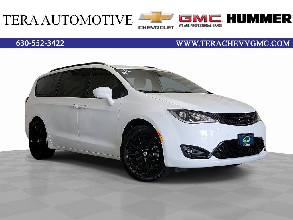 Used 2020 Chrysler Pacifica Touring-L w/ Advanced Safetytec Group image 1