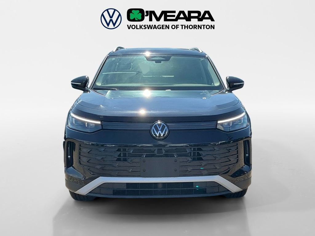 New 2025 Volkswagen Tiguan SE image 8