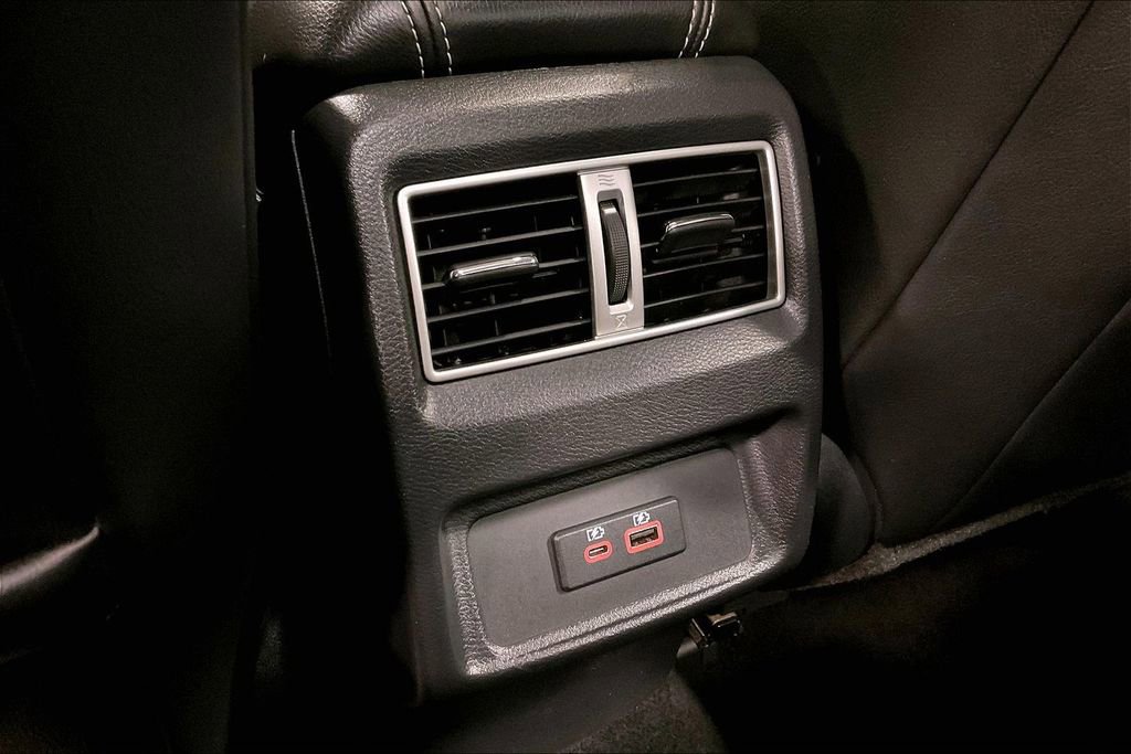 Used 2020 Nissan Maxima 3.5 SL w/ Floor Mat Group FWD image 10