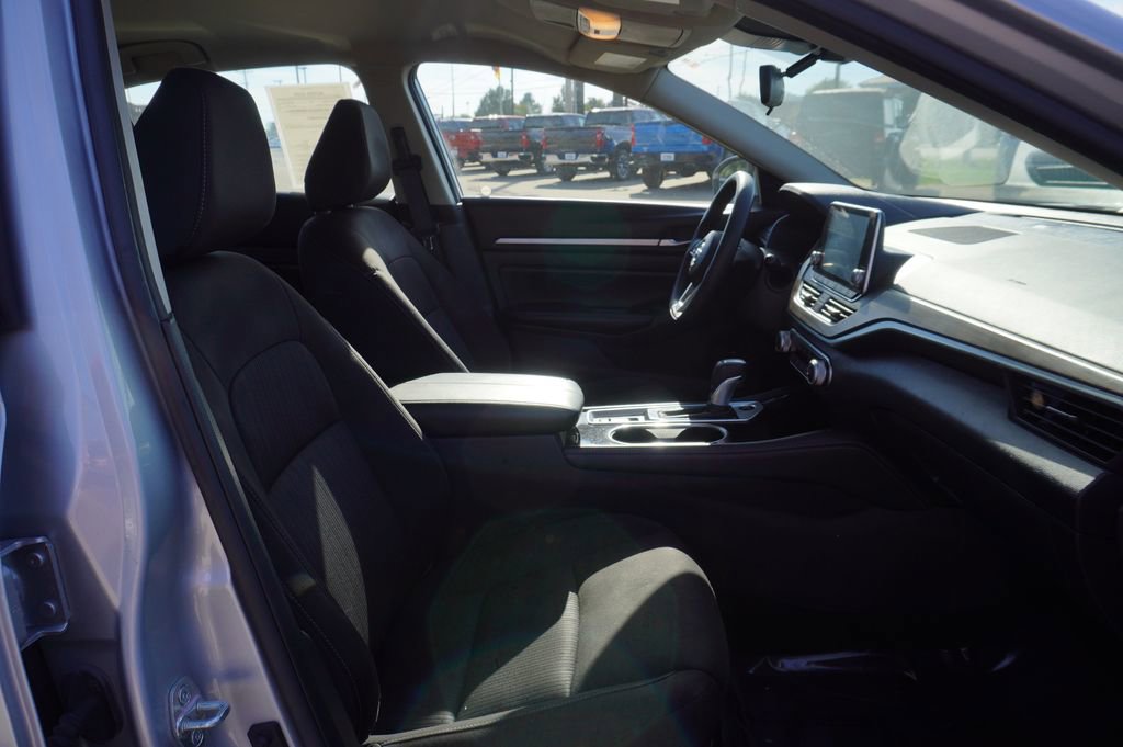 Used 2023 Nissan Altima 2.5 SV image 29