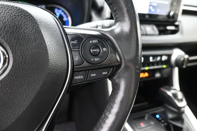 Used 2020 Toyota RAV4 XSE AWD/4WD image 6