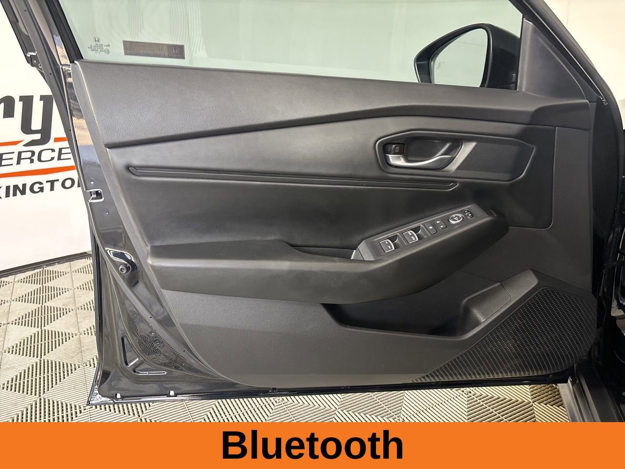 Used 2025 Honda Accord SE image 9