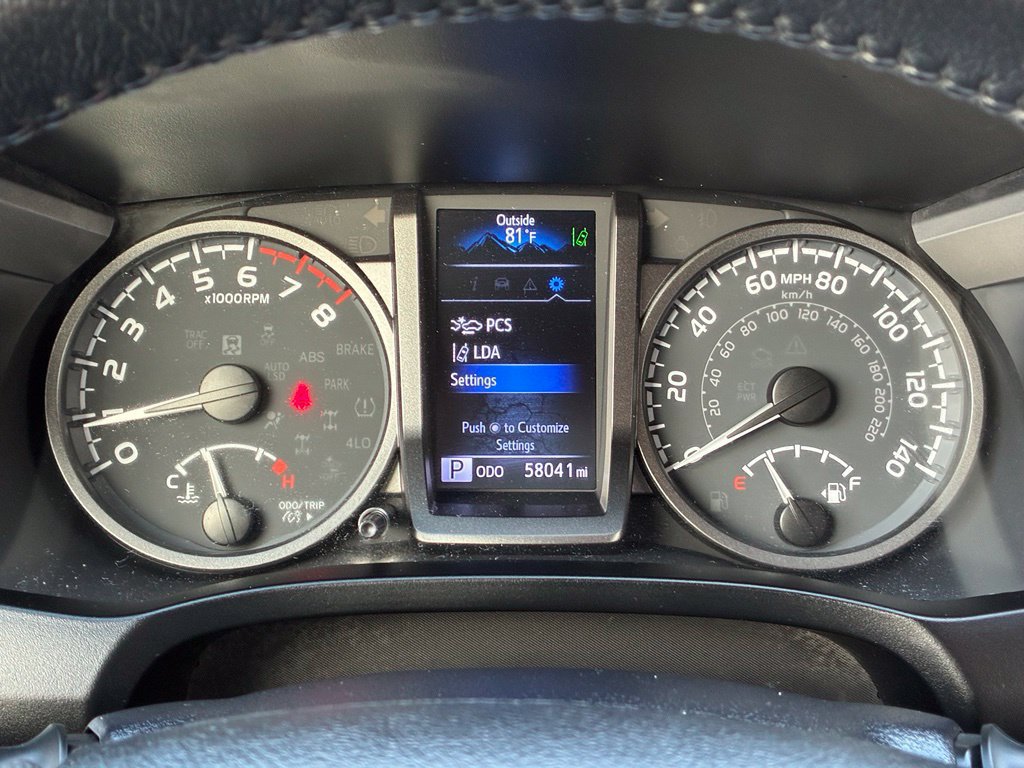 Used 2022 Toyota Tacoma TRD Off-Road AWD/4WD image 20