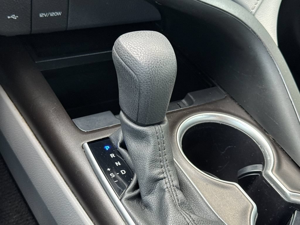Used 2024 Toyota Camry LE w/ Convenience Package FWD image 25