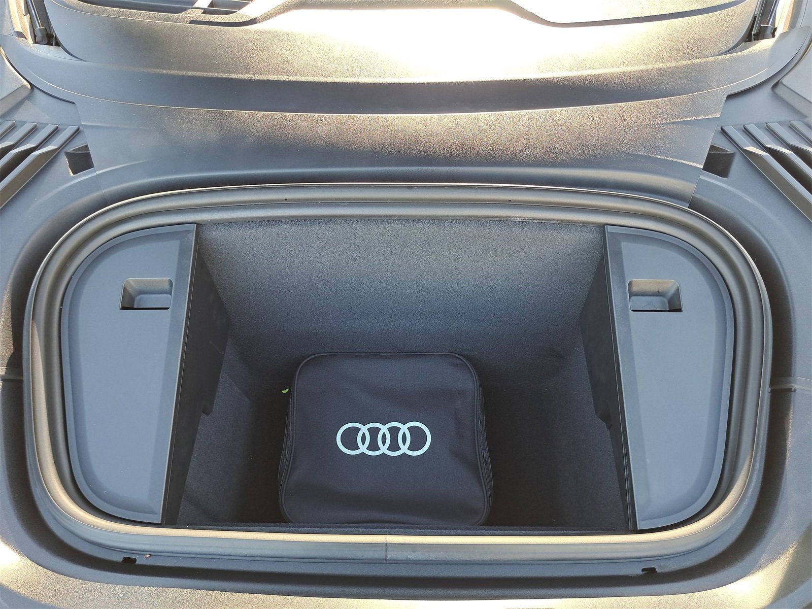 Used 2025 Audi RS e-tron GT performance w/ 21" Wheel Package image 34