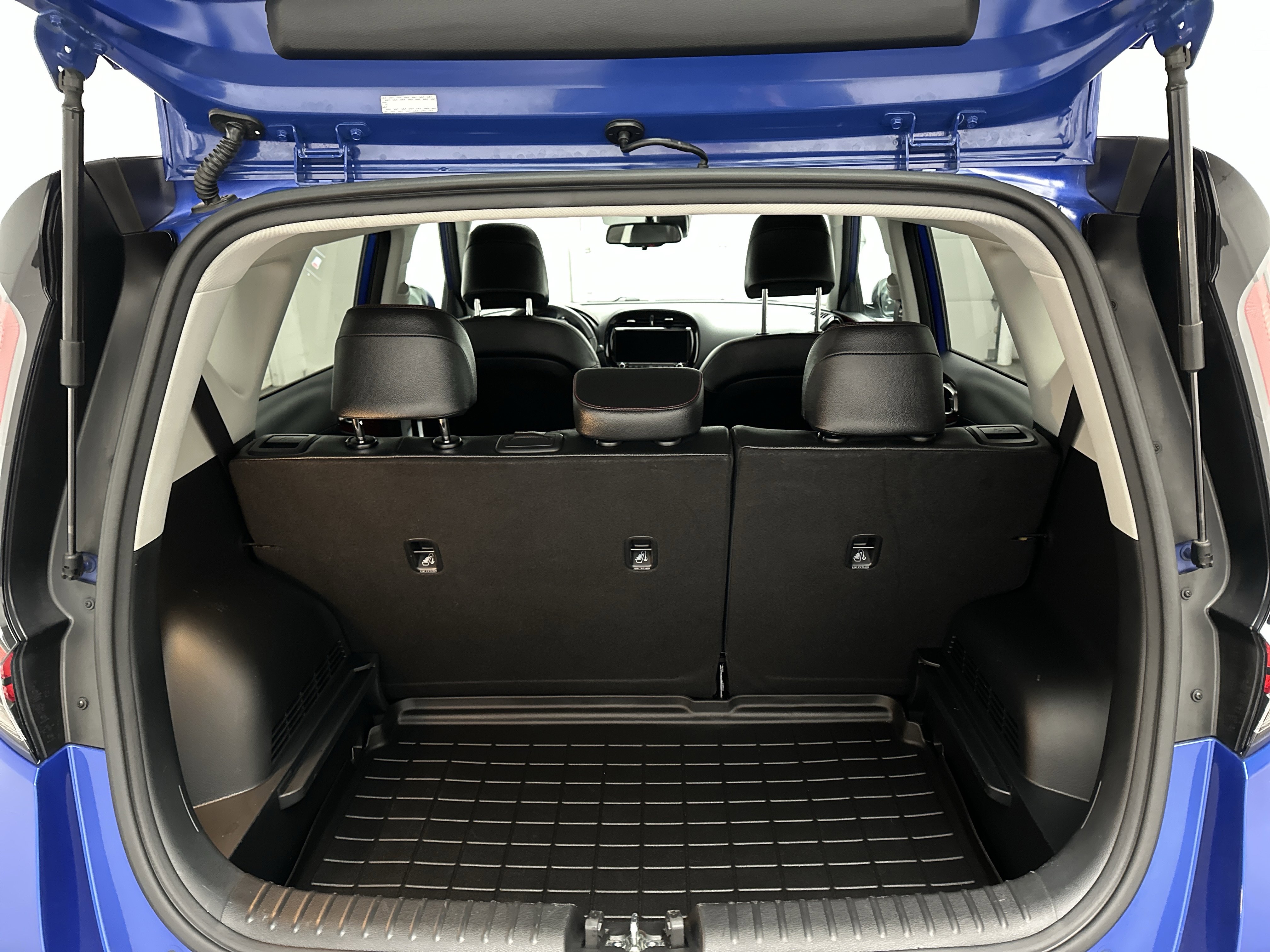 Used 2023 Kia Soul GT-Line image 13
