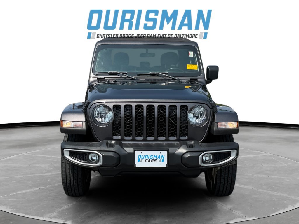 Used 2022 Jeep Gladiator Sport AWD/4WD image 8