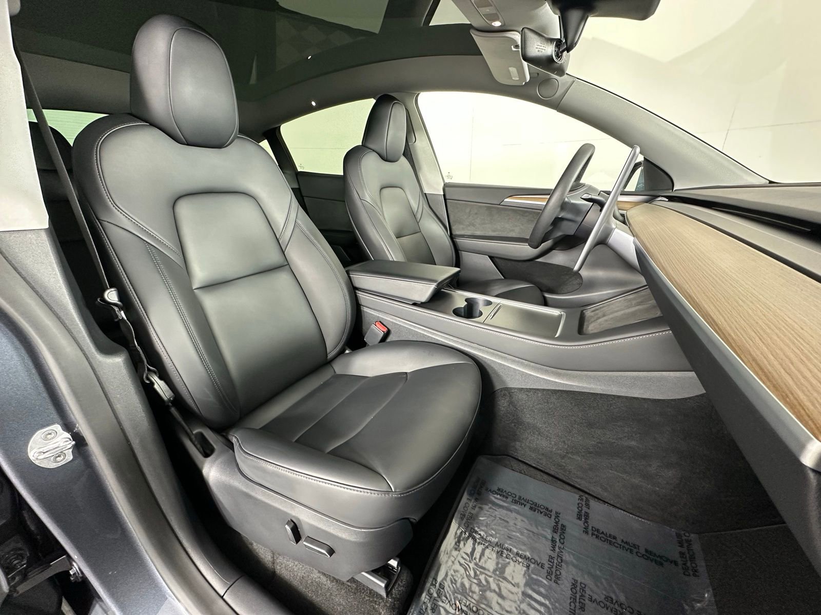 Used 2023 Tesla Model Y Long Range image 11