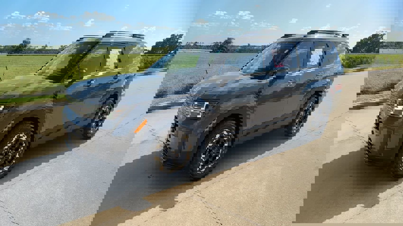 Used 2025 Hyundai Santa Fe SEL image 5