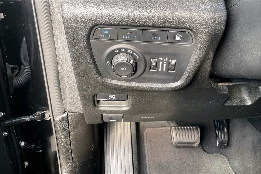 Used 2024 Jeep Grand Cherokee Limited 4xe AWD/4WD image 36