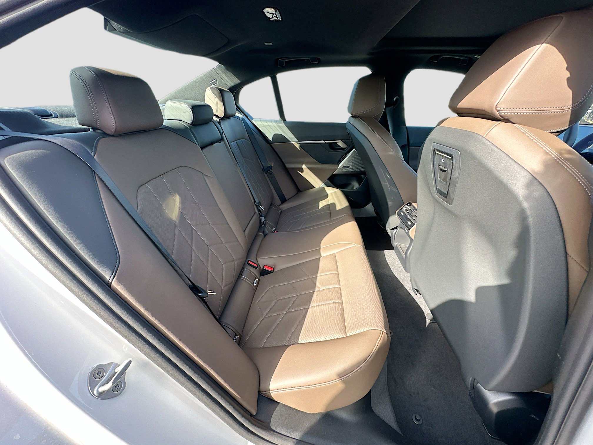 New 2026 BMW 530i RWD image 22