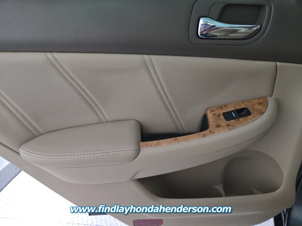 Used 2005 Honda Accord EX-L image 21