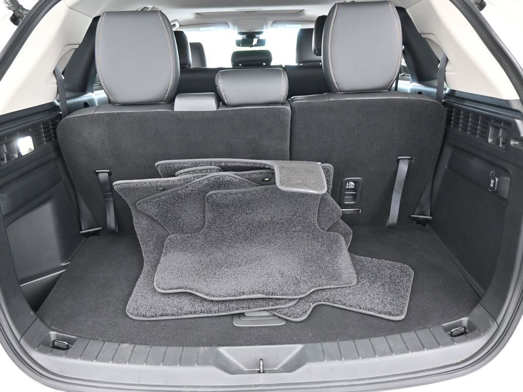 Used 2025 MAZDA CX-90 Plug-In Hybrid w/ Preferred image 35