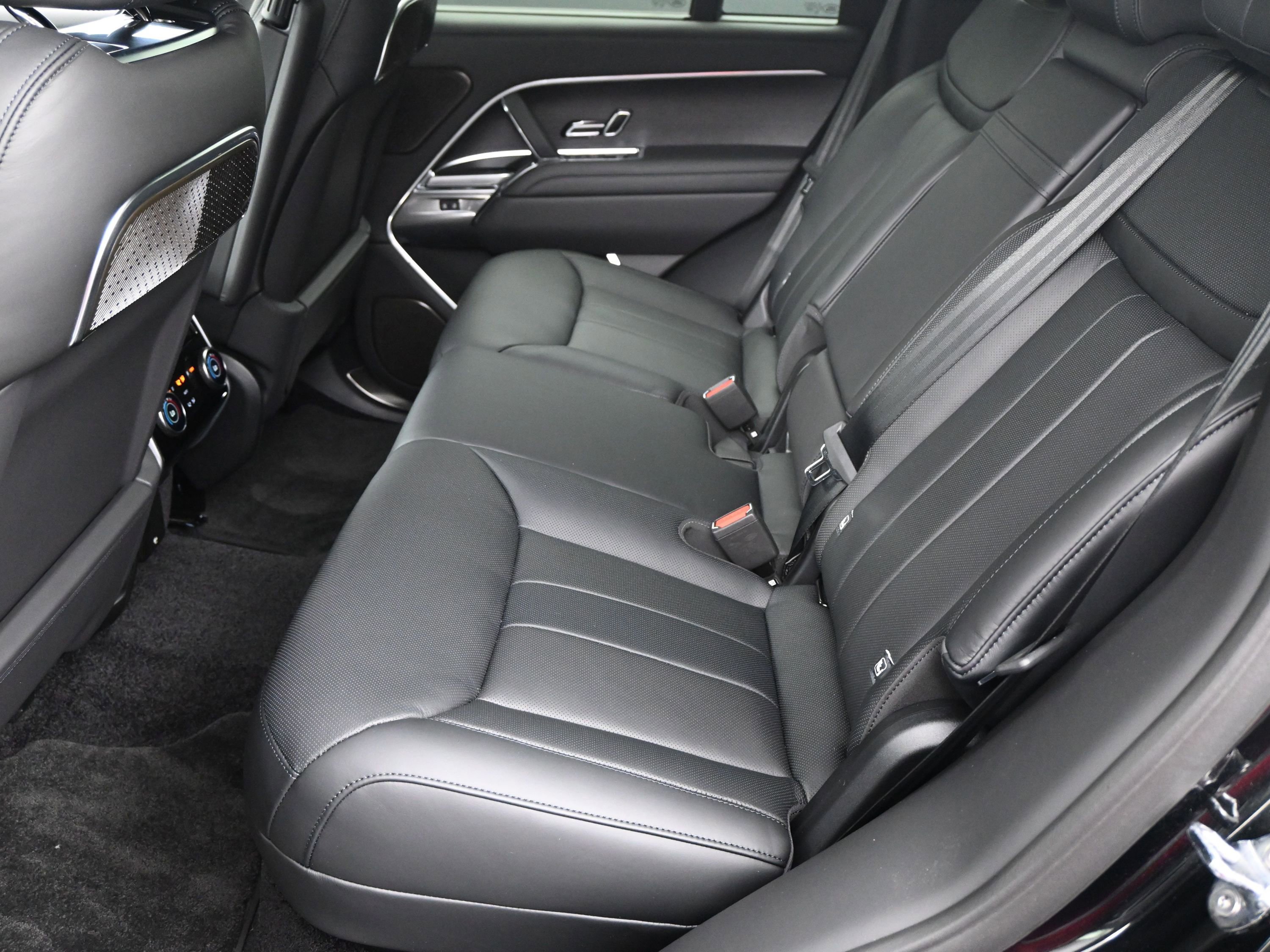 New 2025 Land Rover Range Rover Autobiography image 6
