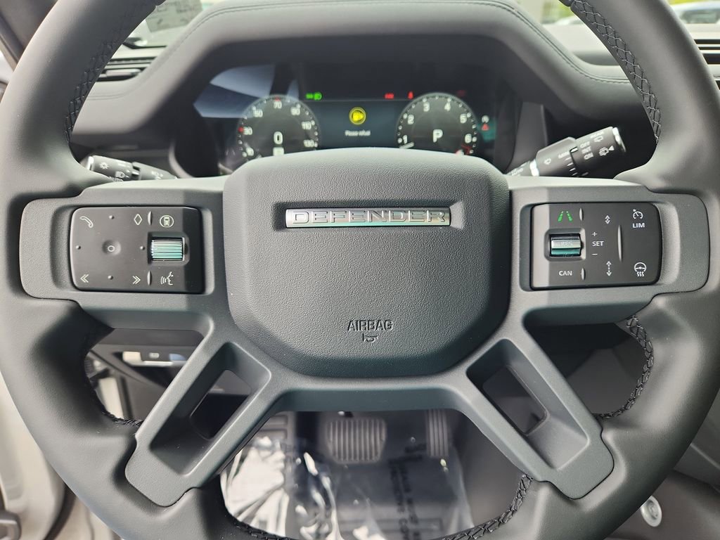 Used 2026 Land Rover Defender 110 S AWD/4WD image 16