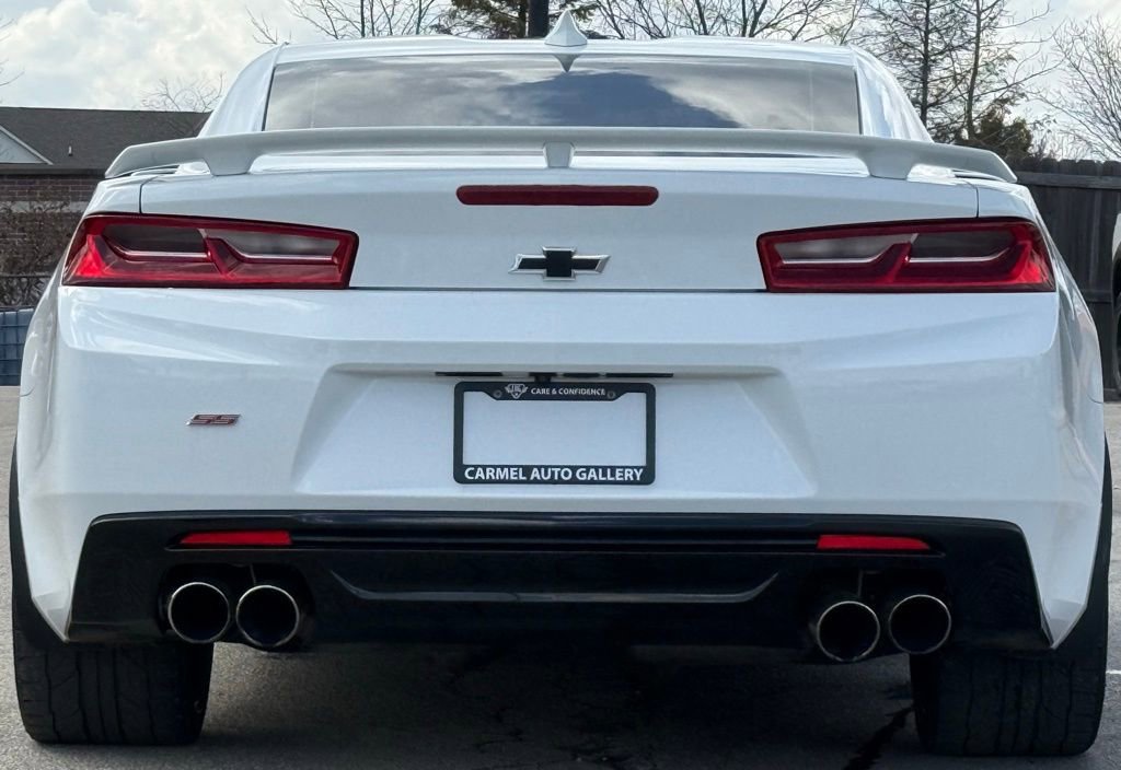 Used 2018 Chevrolet Camaro SS image 4