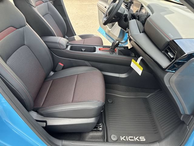 New 2026 Nissan Kicks SR FWD image 10