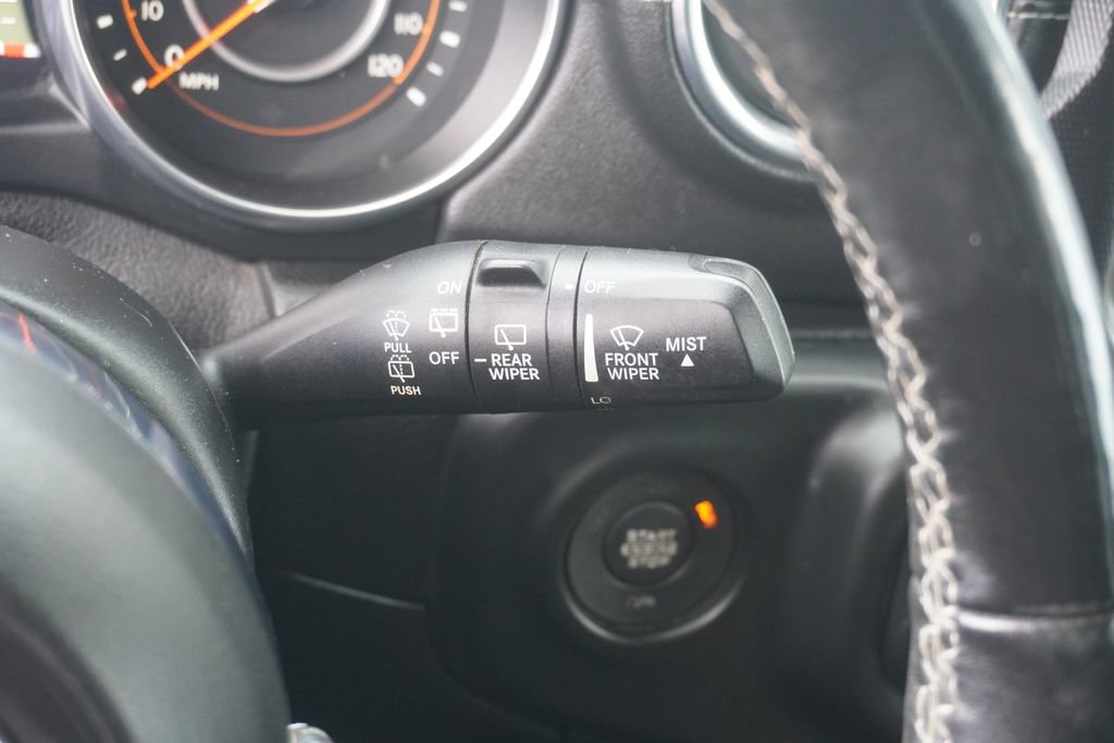 Used 2018 Jeep Wrangler Unlimited Sahara image 19