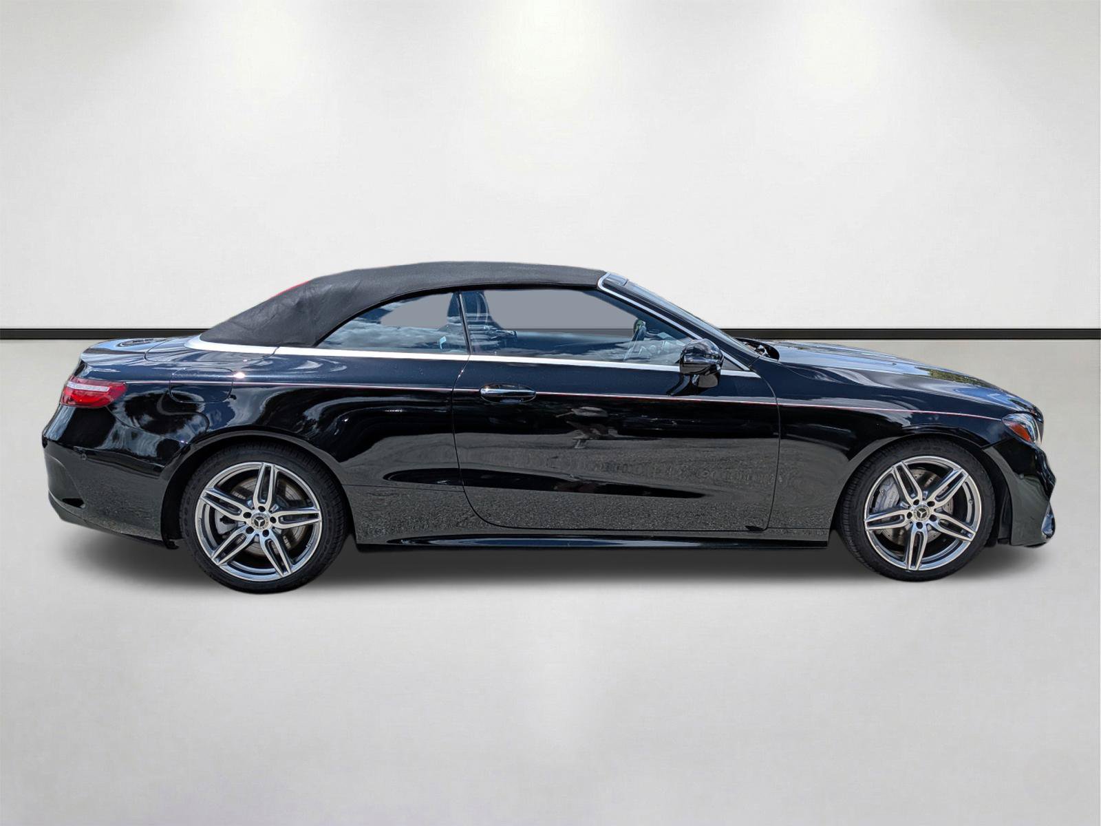 Used 2020 Mercedes-Benz E 450 Cabriolet w/ AMG Line image 3