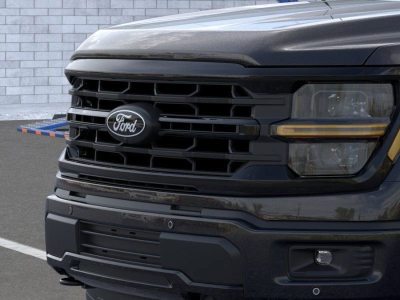New 2026 Ford F150 XLT w/ Equipment Group 302A MID AWD/4WD image 17