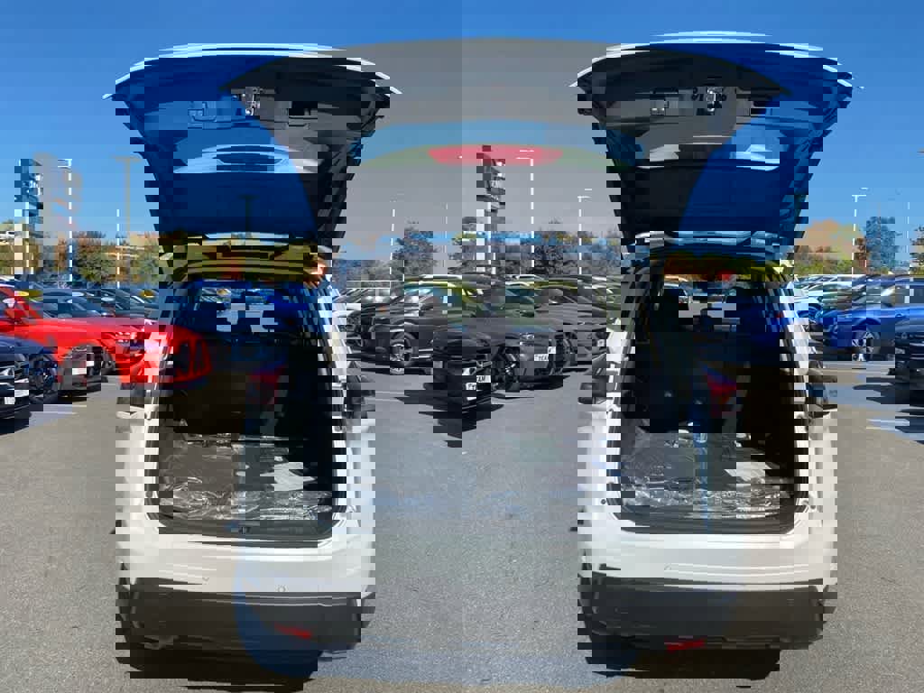 New 2026 Nissan Rogue SV image 6