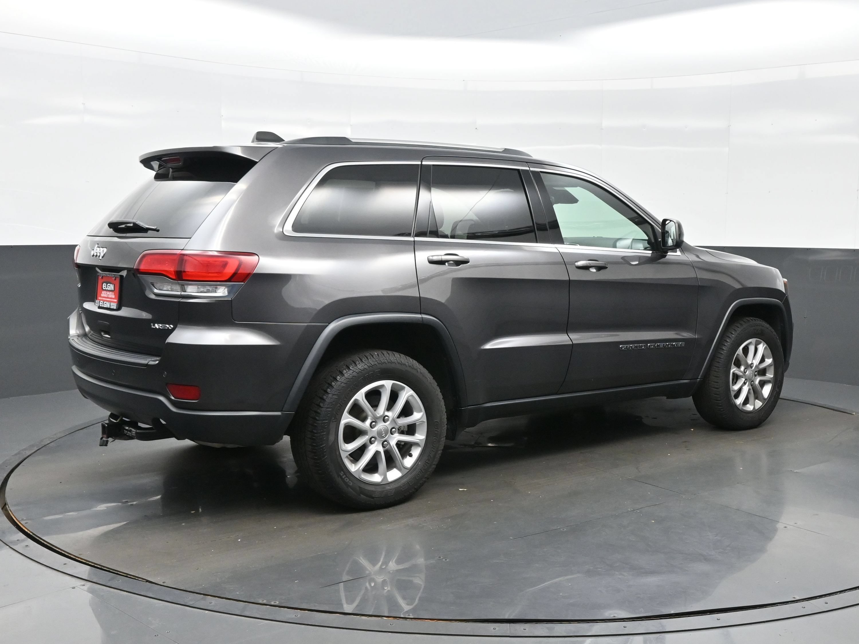 Used 2021 Jeep Grand Cherokee Laredo w/ Security & Convenience Group AWD/4WD image 6