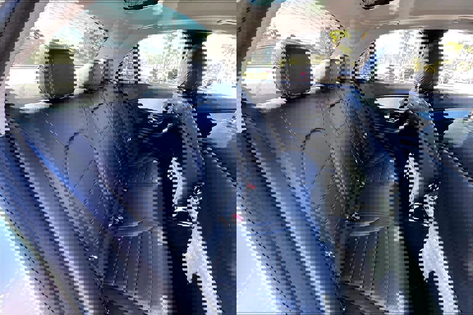 Used 2015 Mercedes-Benz C 300 4MATIC Sedan image 20