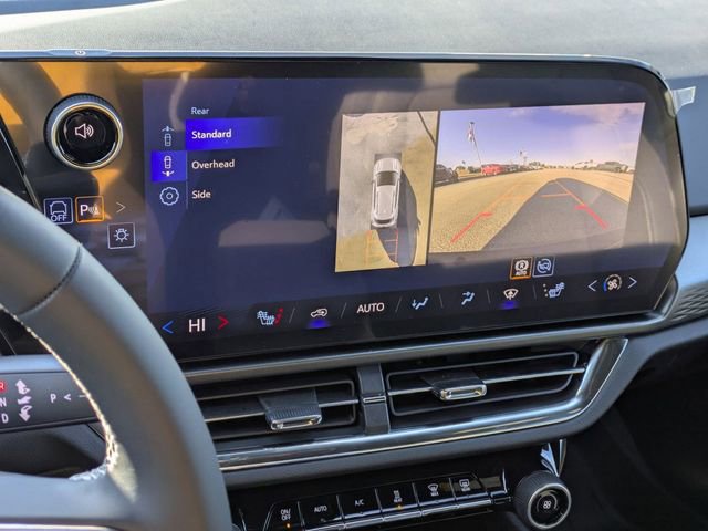 New 2026 Chevrolet Equinox EV LT image 19