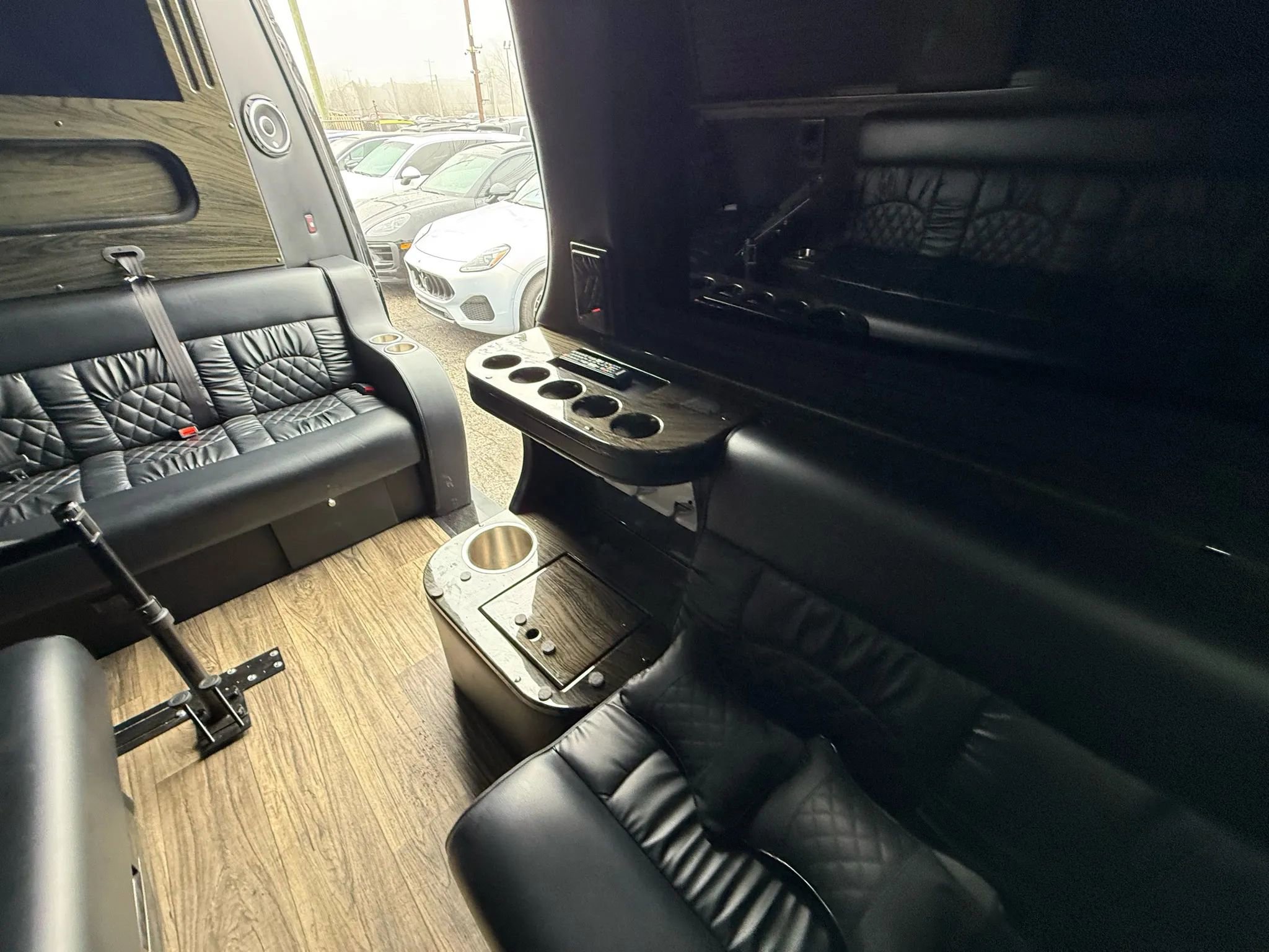 Used 2021 Mercedes-Benz Sprinter 3500 w/ Comfort Plus Package image 52