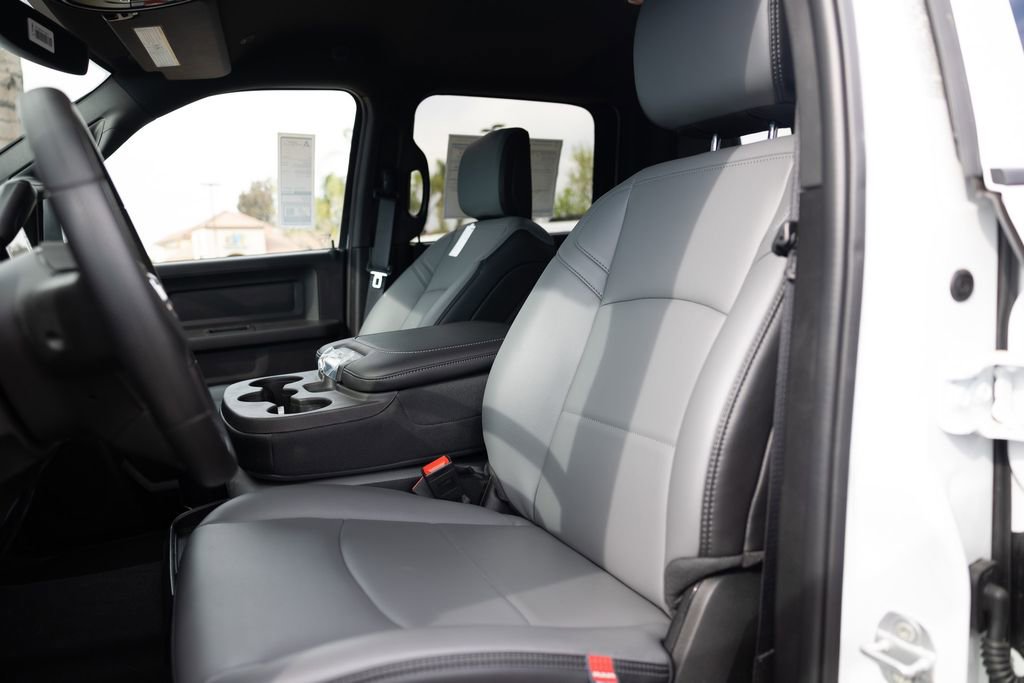 New 2025 RAM 2500 Tradesman image 38